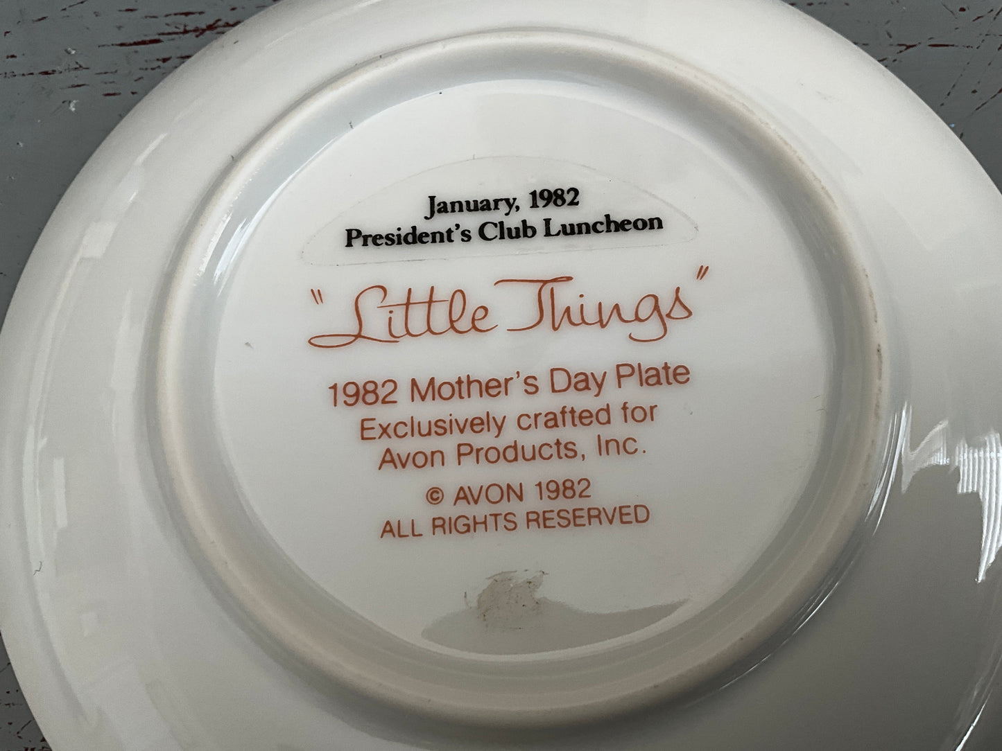 Avon “Little Things” Mother’s Day vintage 1982 collectible plate made in Japan*
