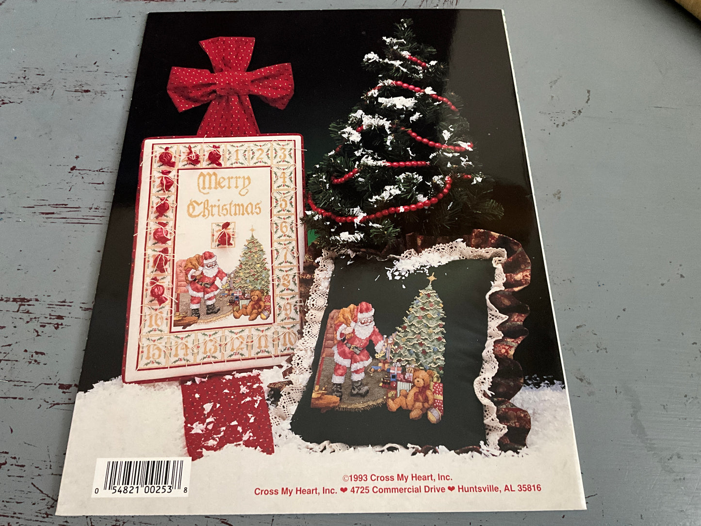 Cross My Heart Santa’s Adventure Calendar CSL-60 counted cross stitch chart