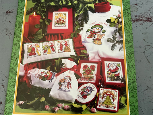 Leisure Arts Fast & Festive 50 Christmas Designs from the DesignWorks Crafts Collection counted cross stitch chart