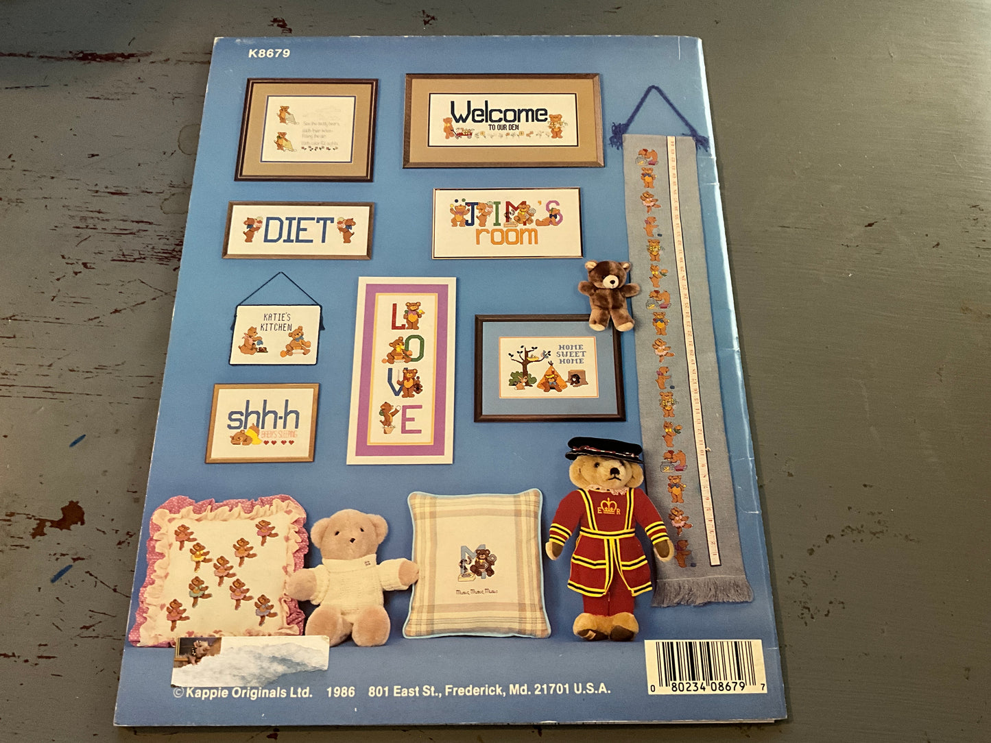 Kount On Kappie Alphabears Book 79 4 Alphabets 26 Designs 12 Project counted cross stitch chart