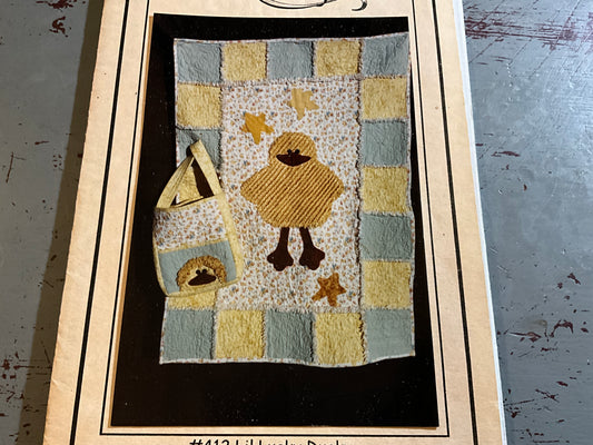 Pearl Louise Designs Lucky Duck #412 35 by 49 inch baby quilt & tote quilting pattern