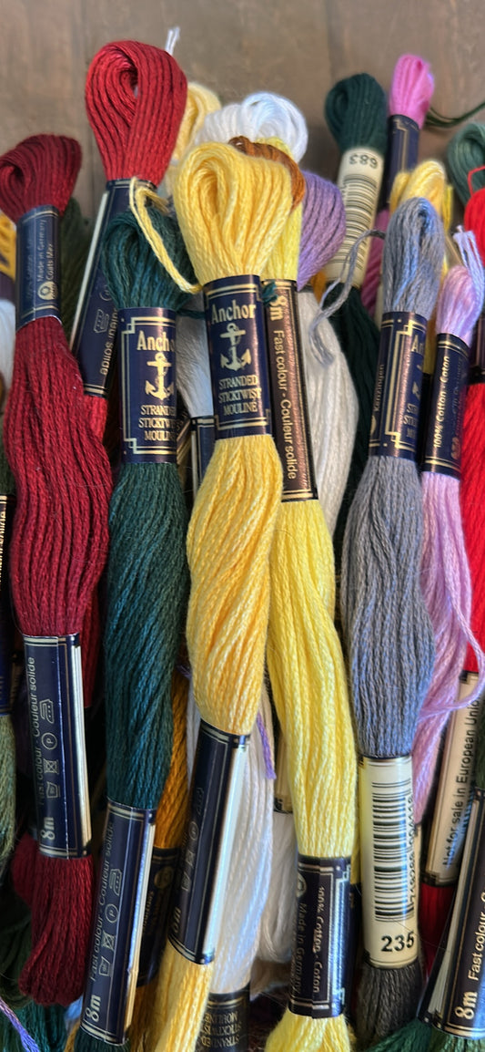 Anchor bargain lot of 73 skeins embroidery floss