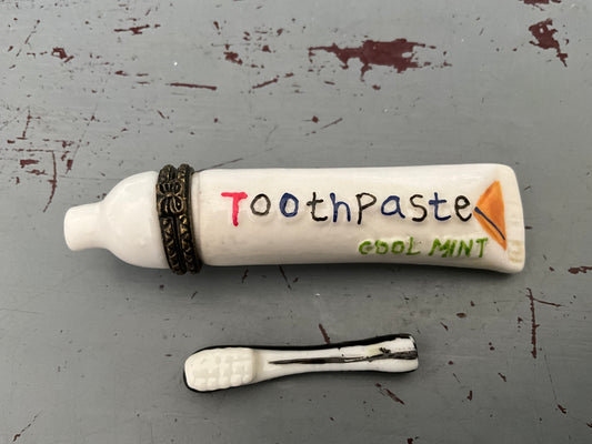 Limoges Toothpaste Tube flip open top trinket case with miniature toothbrush inside 1997 decorative keepsake