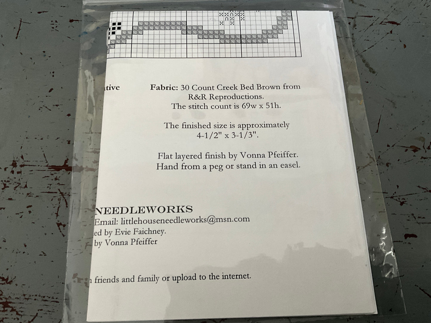 Little House Needleworks Seasons Greetings Designed by Diane William’s LHNPC88 counted cross stitch chart