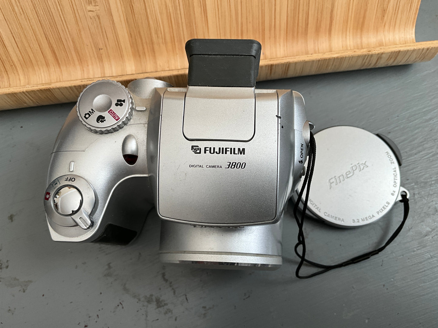 Fujifilm 3800 Finepix digital camera