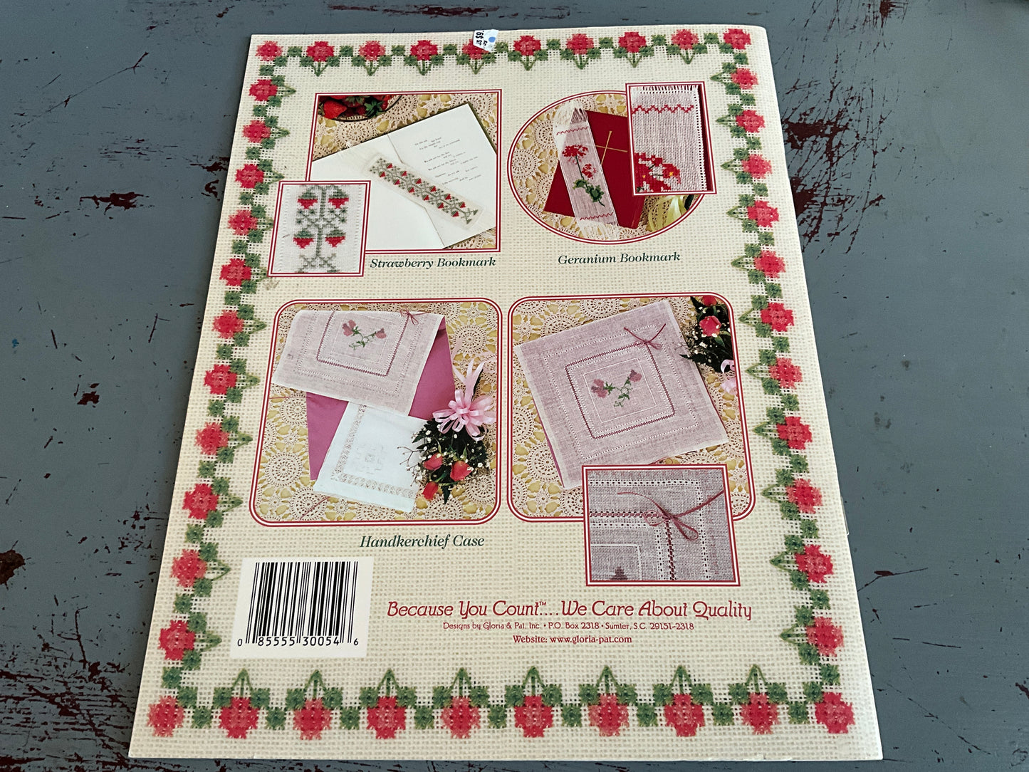 Designs by Gloria & Pat Linen Stitches The Textbook for Linen by Ginnie Thompson needlecraft booklet