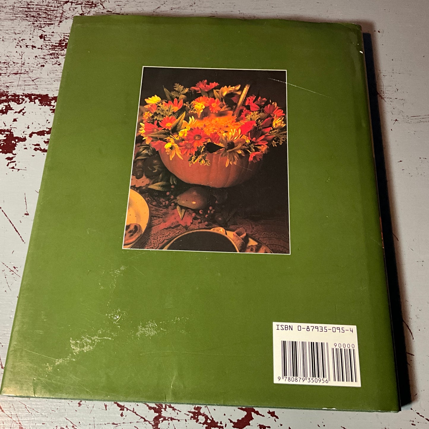 Entertaining, cooking, and decorating book bargain choice see pictures and variations*