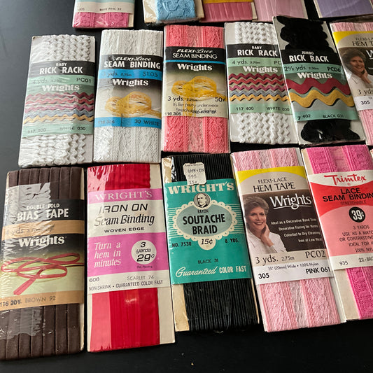 Amazing bargain lot of vintage sewing essentials see pictures for details*