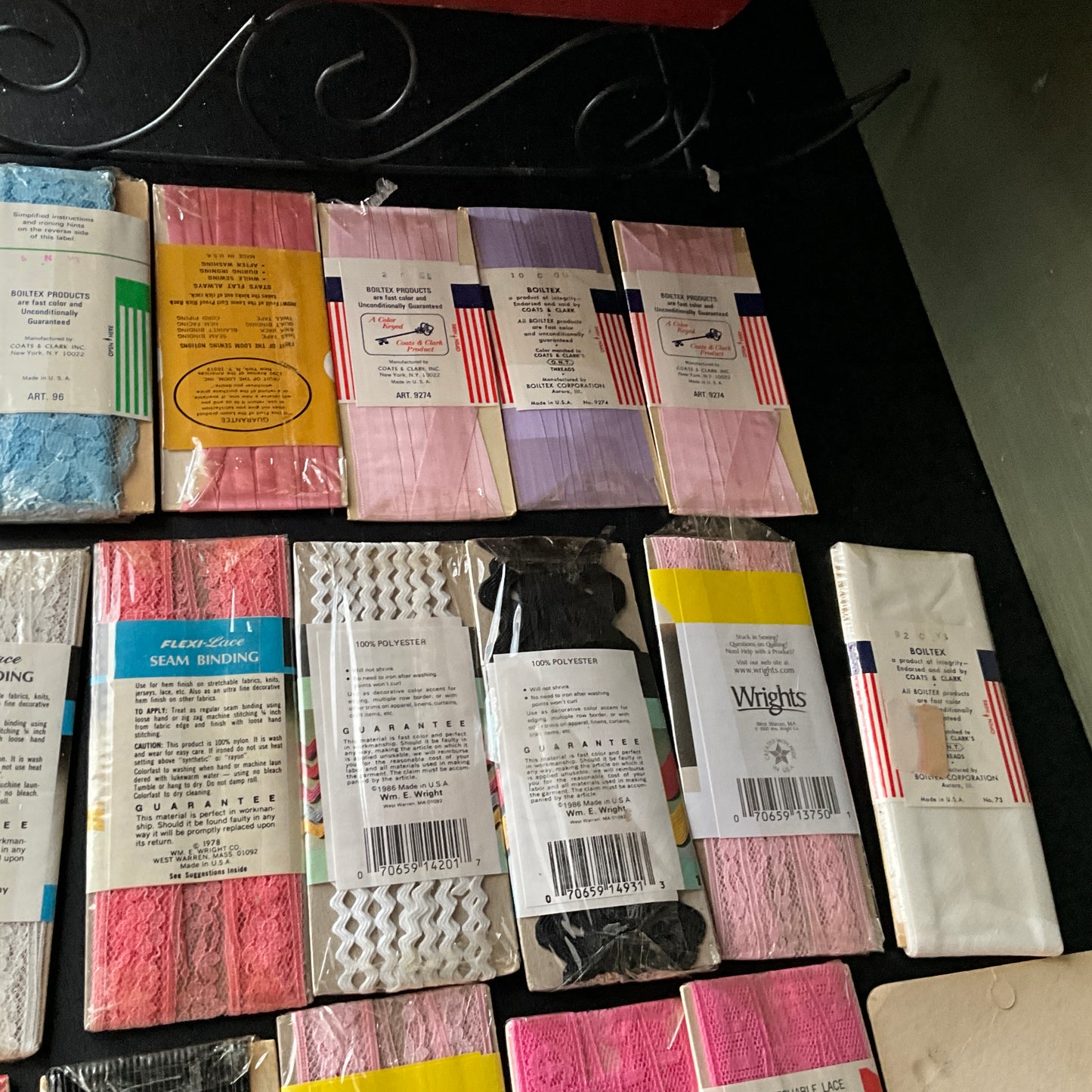 Amazing bargain lot of vintage sewing essentials see pictures for details*