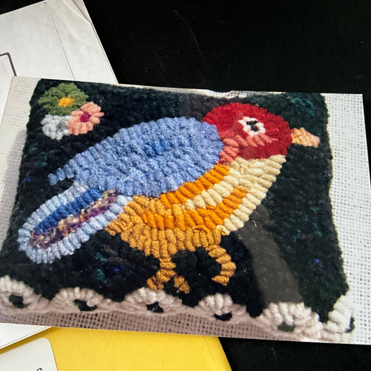 Nancy Smith Collections Eyelet Bird primitive rug hooking pattern 6.5 by 5.25 inches