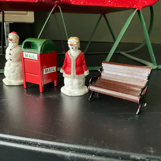 Lemax choice decorative scene figurines see pictures and variations*