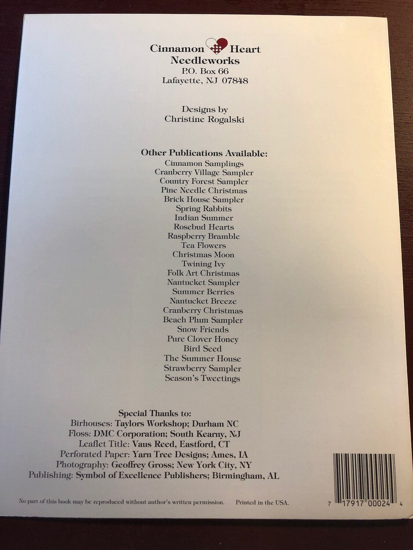 Season's Tweetings, Cinnamon Heart Needleworks, Vintage 1994, Perforated Paper Designs For Bird Houses