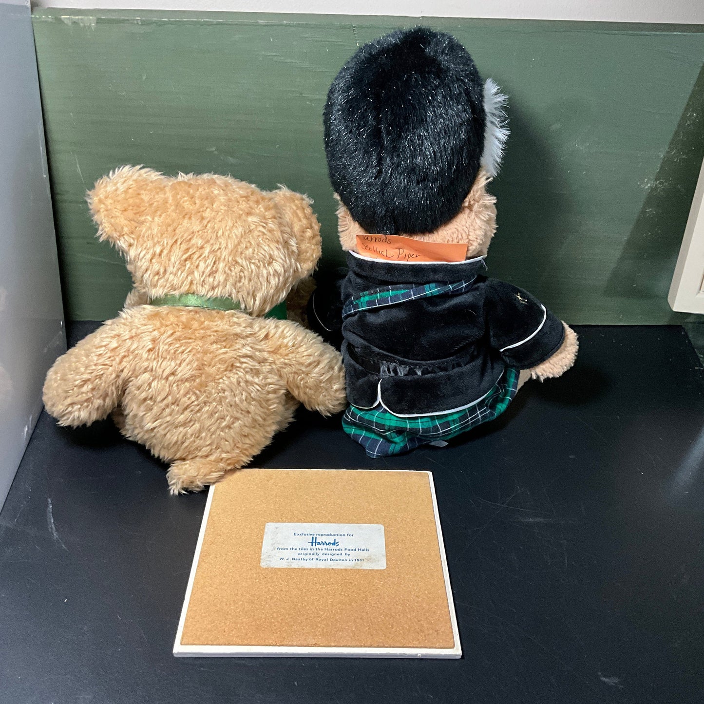 Harrods the world's leading luxury department store set of 3 signature collectibles see pictures and variations*