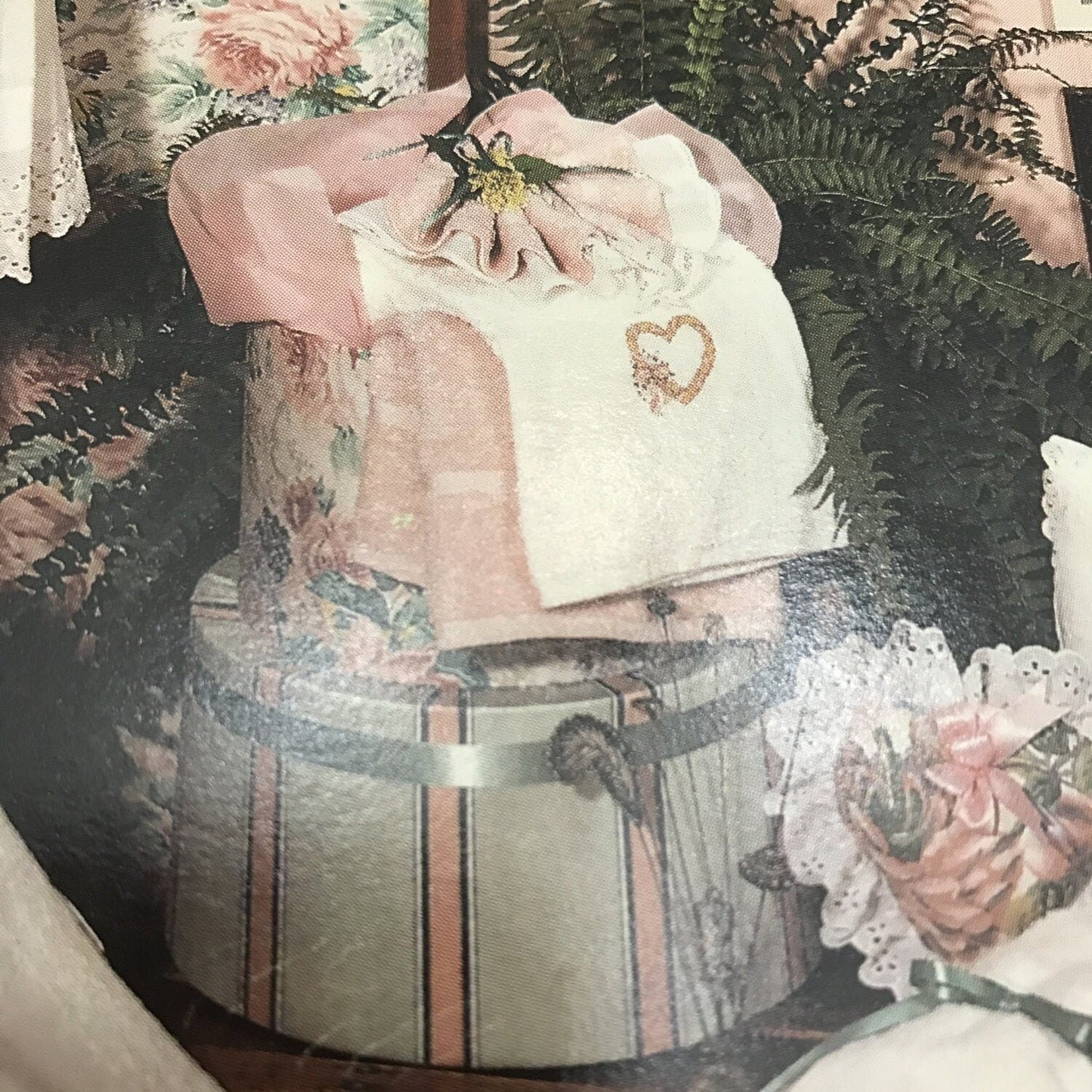 Sue Hillis, Granny's Attic, A Cross Stitch Collection cross stitch designs