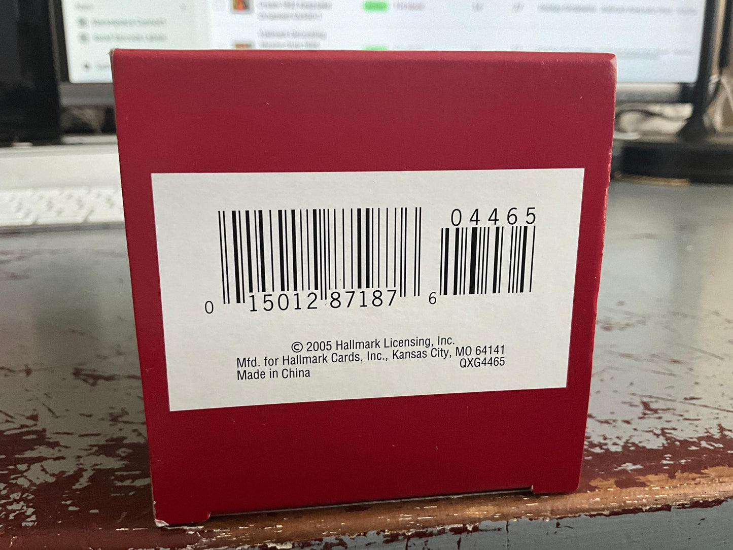 Hallmark Santa's Magic Sack 2005 Exclusive VIP Gift Keepsake Ornament. QXG4465