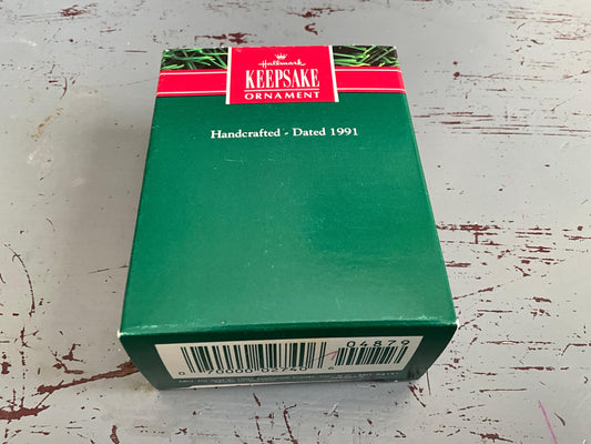 Hallmark Dad-to-Be 1991.Keepsake Ornament QX487-9