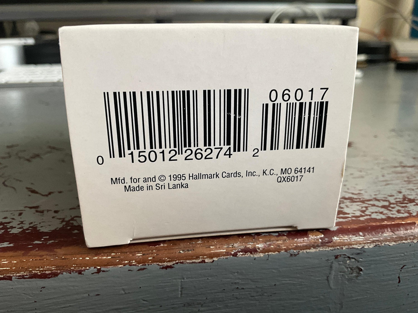 Hallmark Santa's Serenade 1995 Kepsake ornament.QX6017