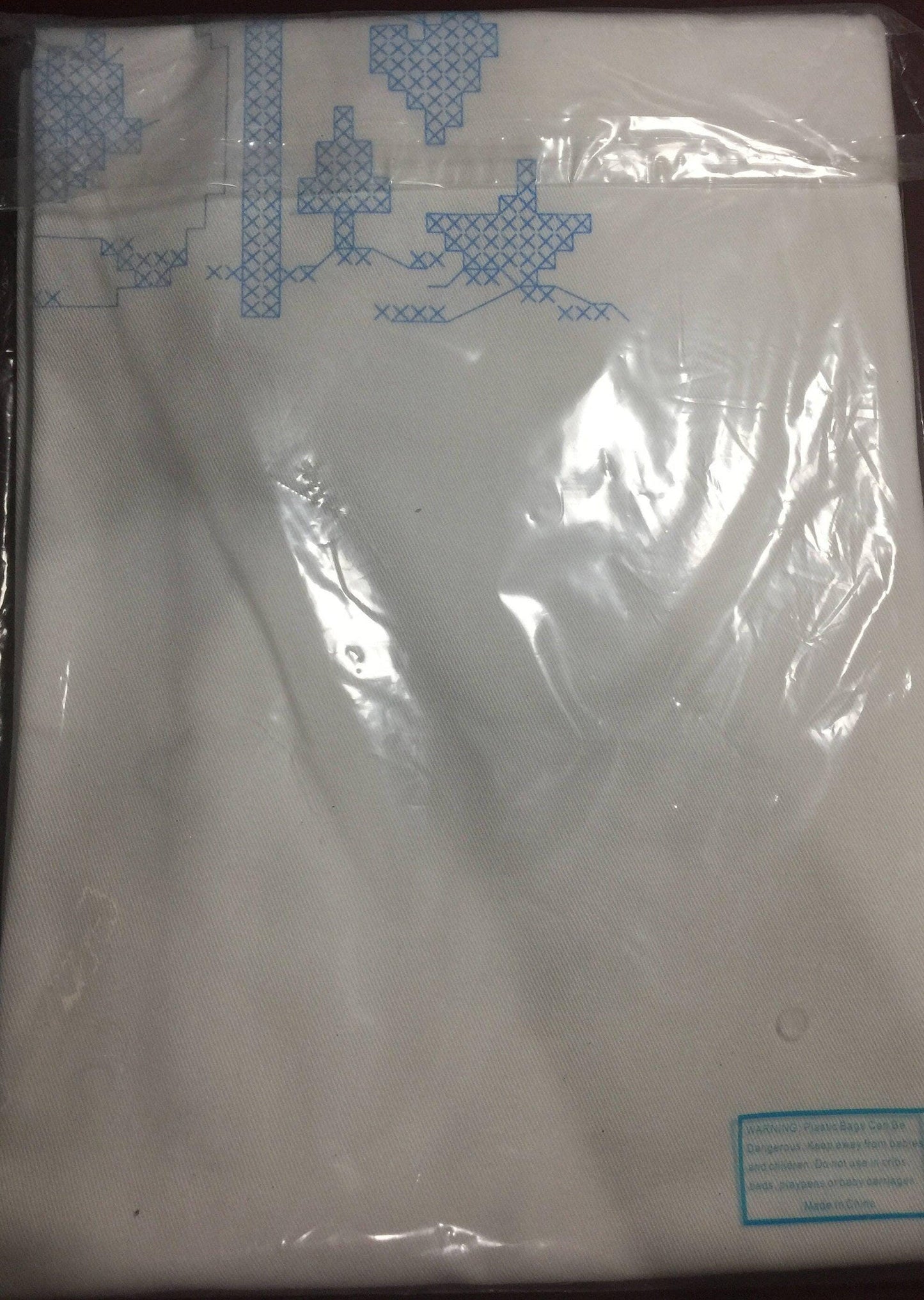 Santa Stop Here Apron Kit Craftways 29 by 32 inch kit includes pre-finished Stamped Apron for cross stitch etc.