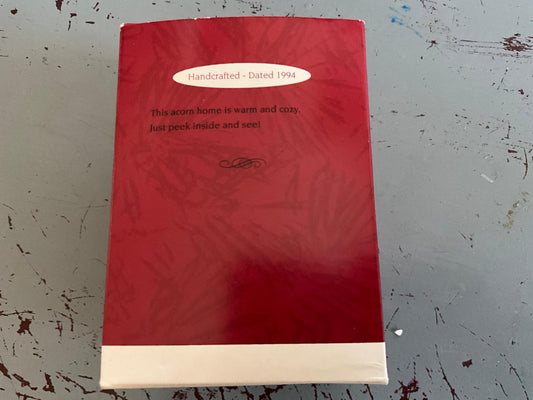 Hallmark I'm Home 194 Keepsake Ornament.Qx566-3