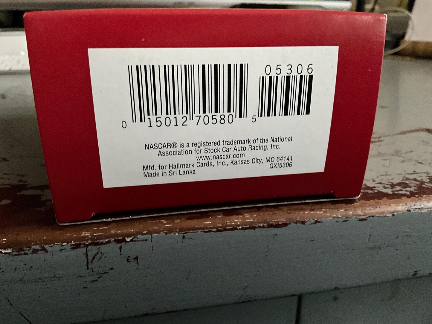 Hallmark Santa's Racin' Sleigh 2002 NASCAR Keepsake Ornament QXI5306