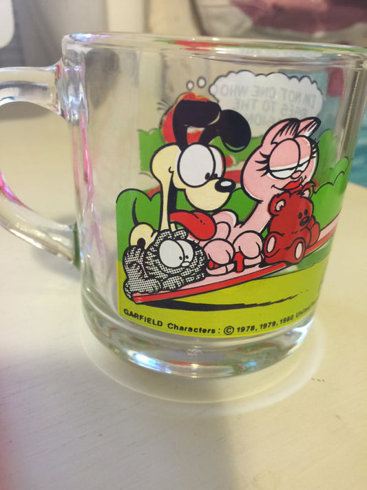 Garfield the Cat, McDonald's mug "I'm not one who rises to the occasion", Vintage Collectible*