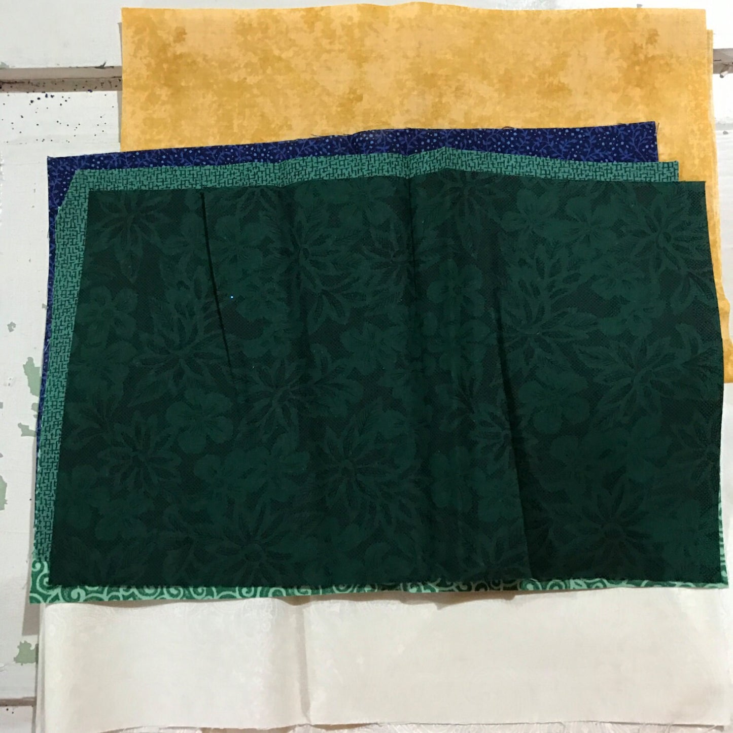 Holiday Tidings Quilt Blocks kit March 2000 by Jo-Ann fabrics