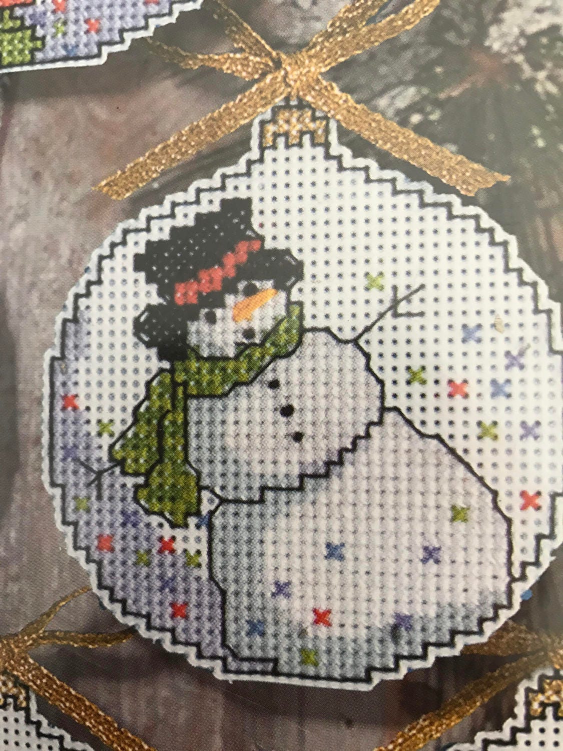 Design Works Inc counted cross stitch Bubbles set of 6 ornament kit