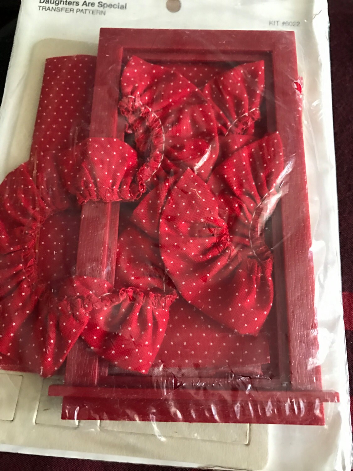 Holiday Look-Ins Daughters Are Special shadow box kit