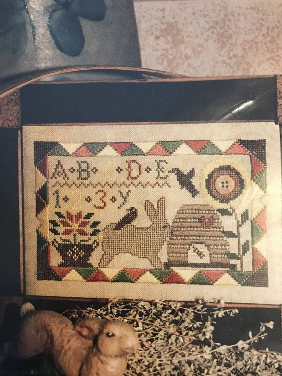 Homespun Elegance Purely Samplers "Summer Hare Special" counted cross stitch pattern