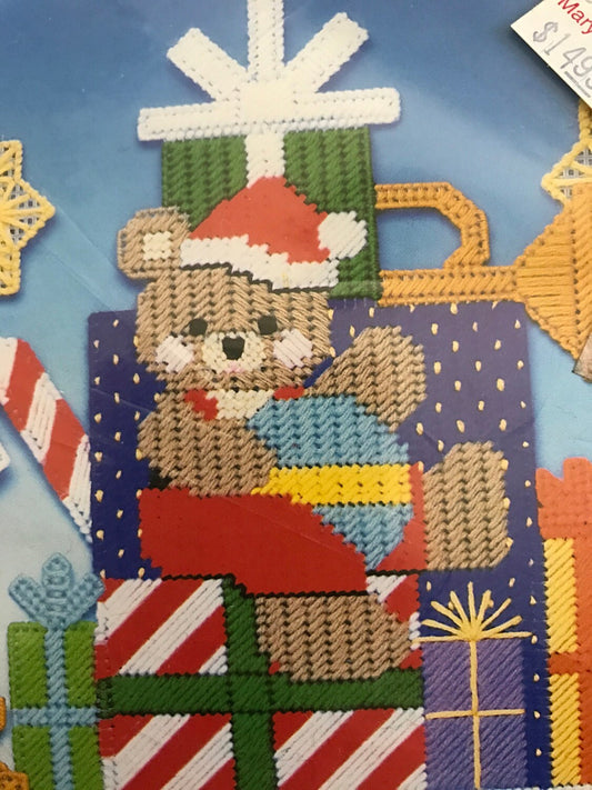Plastic Canvas Teddy and Gifts Wall/Door Hanging kit