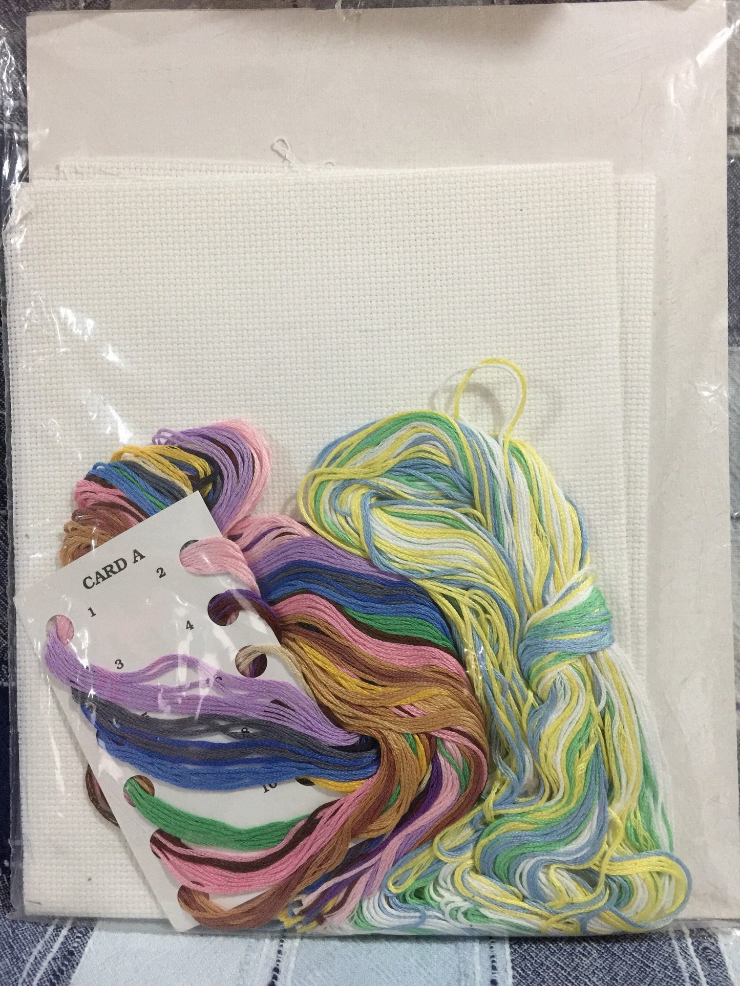 Janlyn, Cute as a button, birth announcement, No 54-60, Vintage, Counted Cross Stitch Kit*