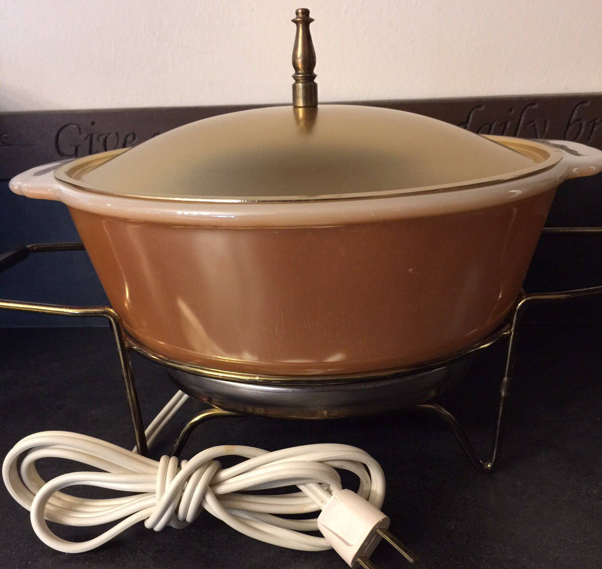 Himark, Mandarin Wok w/ Anchor Hocking, Fire King 2 Quart Casserole Dish*