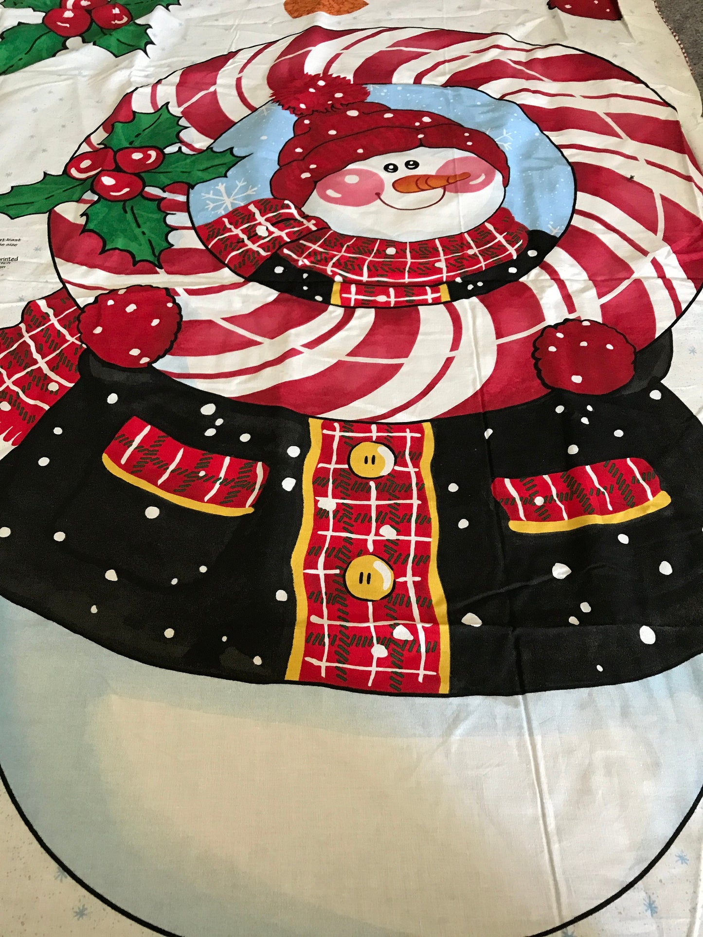 Daisy Kingdom "Peppermint Wreath Door Panel" Pre-printed fabric panel 35 inches