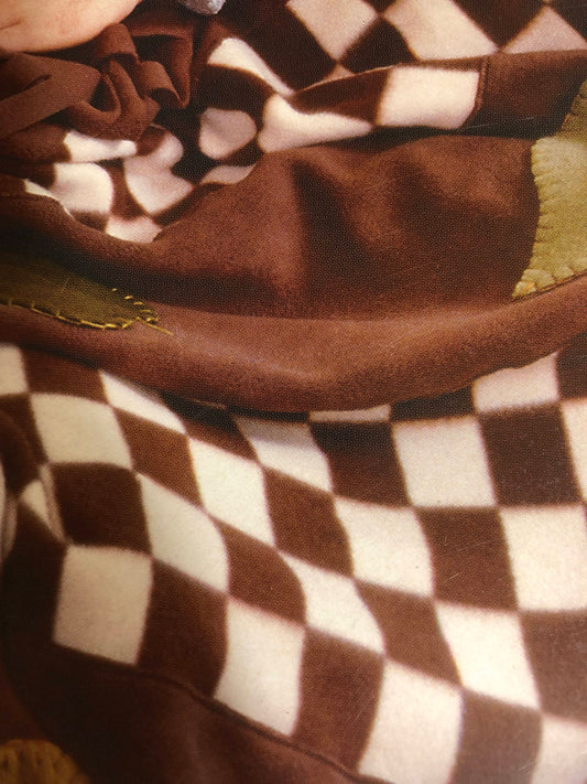 Fleece Throws for the Family Leisure Arts Fleece Designs 14 projects