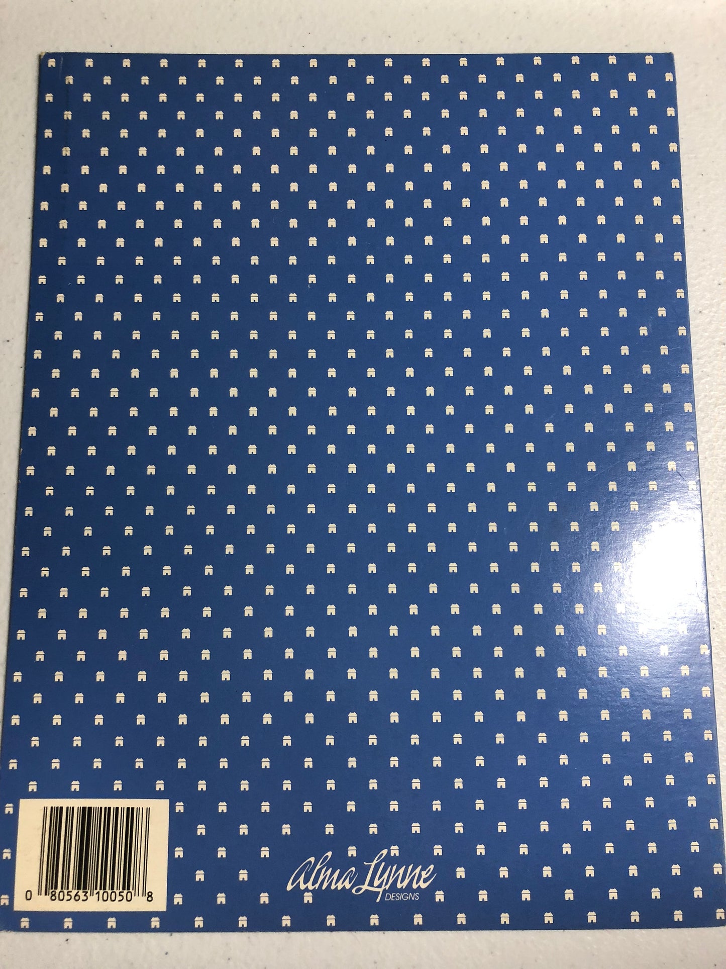 Alma lynn Designs, "A Country Sampler" Vintage 1986, Counted Cross Stitch Pattern Book