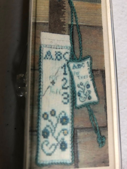 Olde Colonial Designs Measuring Gift for Thee Kit Stitched on 32 count Sienna Linen 2002