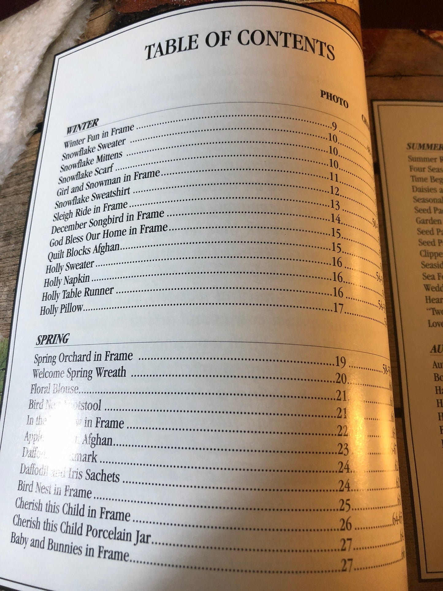 Leisure Arts, Seasons Remembered, Vintage 1994, Hard Cover, Counted, Cross Stitch Book