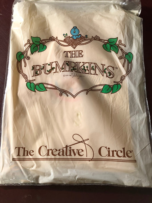 The Creative Circle, The Bumpkin's, Rainbow Day, 0244, Vintage, Embroidery Kit, 5 by 7 Inches