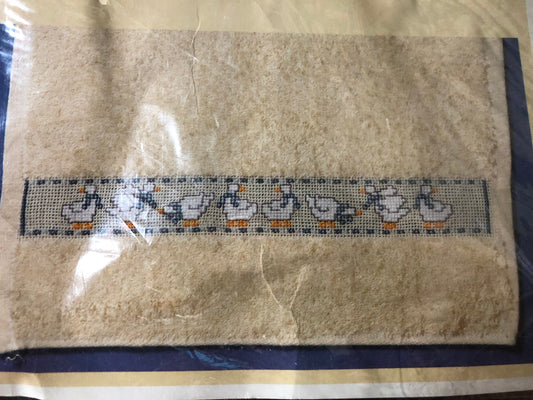 The Creative Circle, Country Geese, 1645, Hand Towels, Vintage Embroidery Kit, Complete With 2 Hand Towels