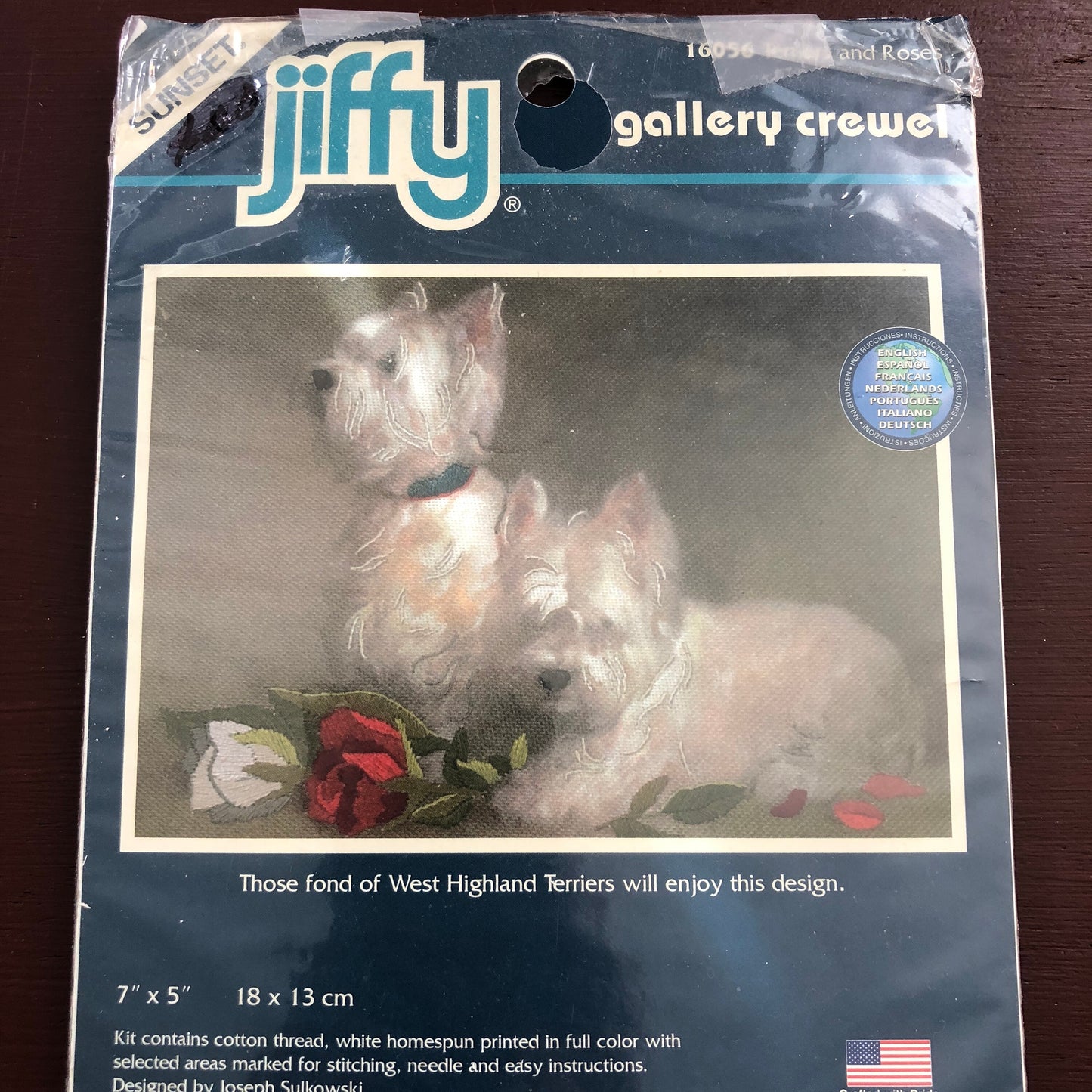 Jiffy, Terriers and Roses, Crewel Kit, Pre-printed, fabric and threads, 7 by 5 inches