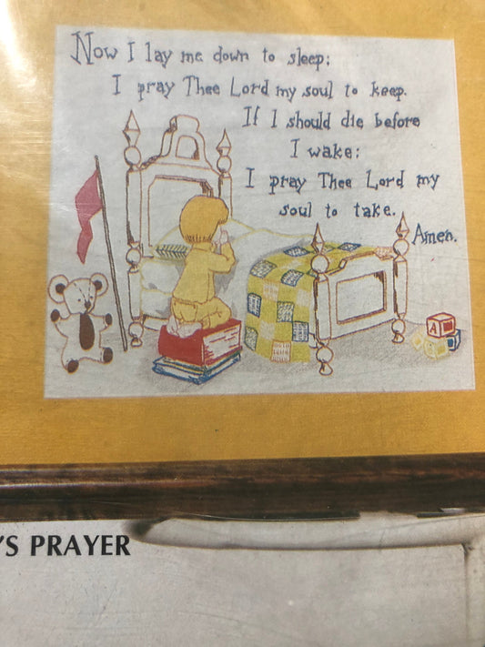 Vogart Crafts, Child's Prayer, Embroidery Pattern, Stamped fabric