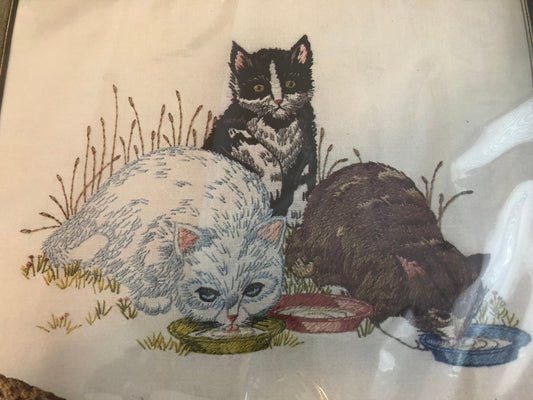 Paragon Needlecraft, Three's A Crowd, Vintage 1973, Crewel Stechery, Stamped Picture 18 by 22 Inches