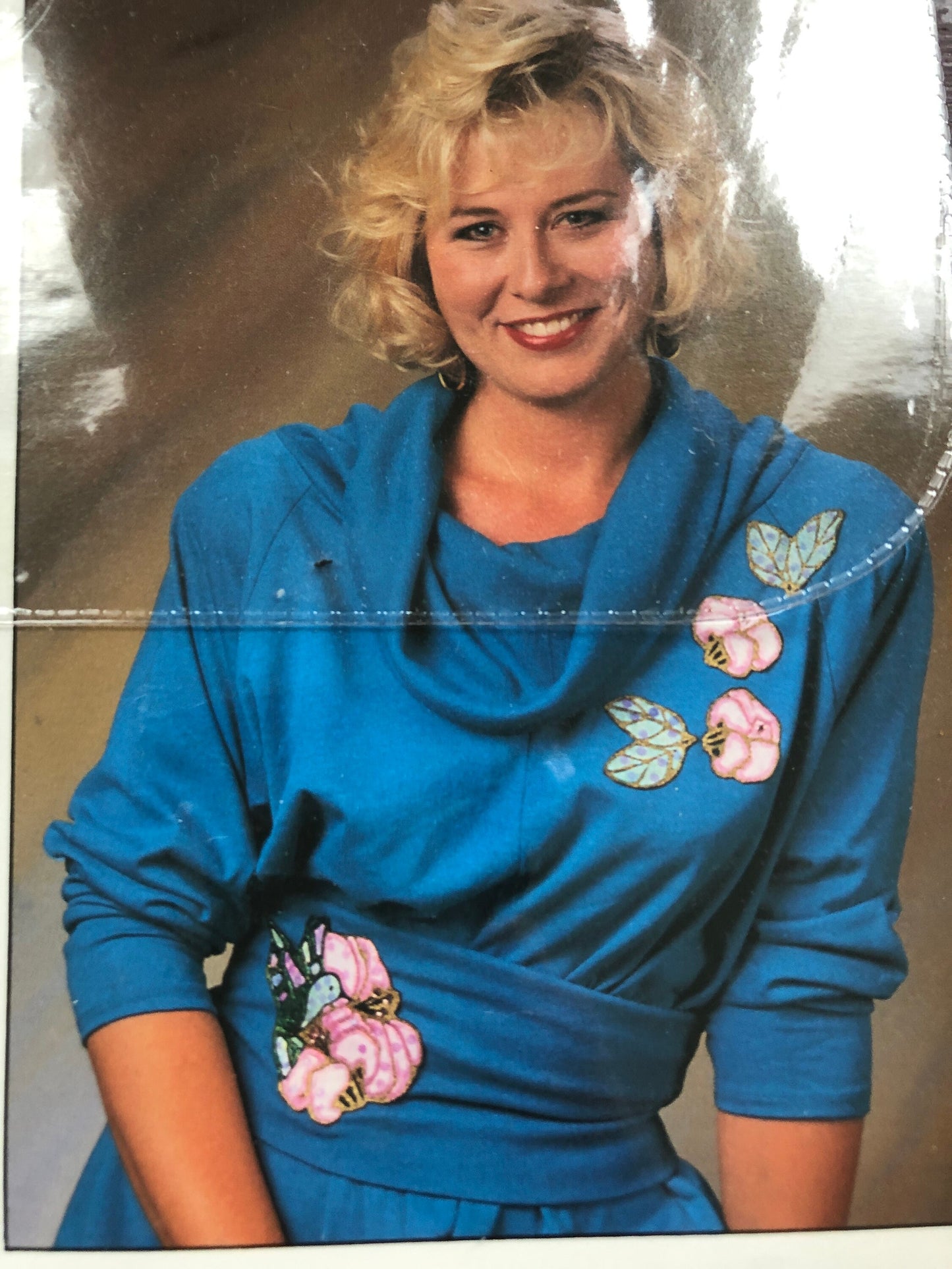 Hummingbird, Designer Nancy Butler, Back Street Designs, Reusable Fashion Patches, 4 by 10 Inches Adhesive Backed Fabric Patch