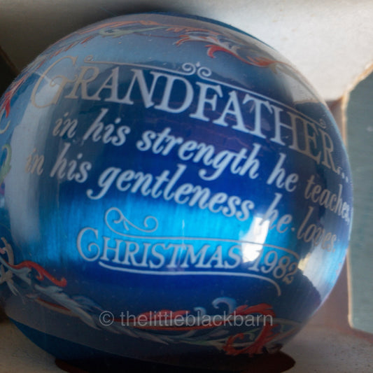 Hallmark Keepsake, Grandfather, Vintage 1982 Ornament, QX2076*