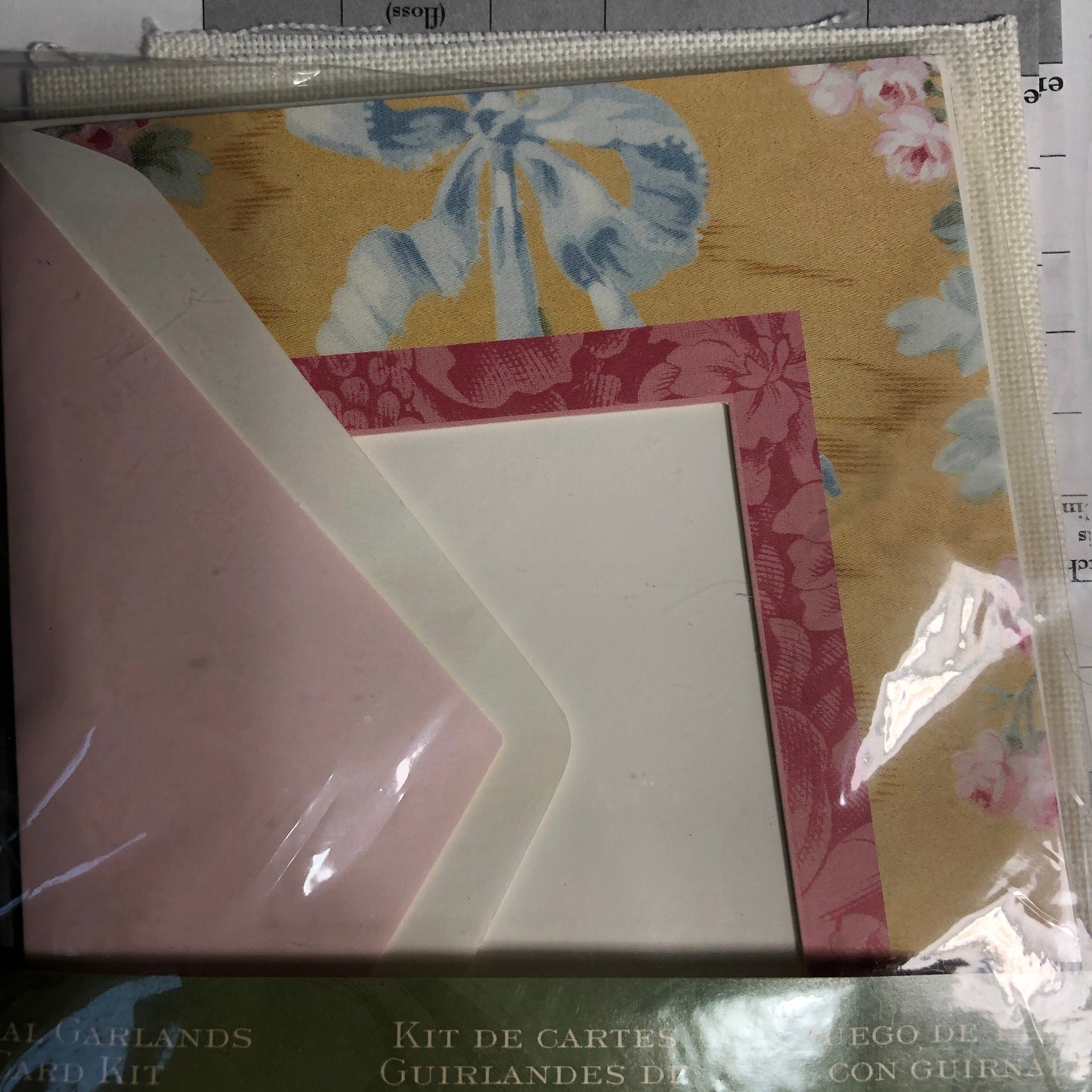 Bucilla, Anna Griffin, Floral Gardens, 3 Cards in Package, 2003 Cross Stitch Card Kit