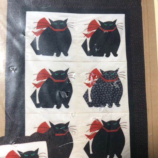 Holly Trail, Fat Cat, Design p 18, Vintage Applique Pattern