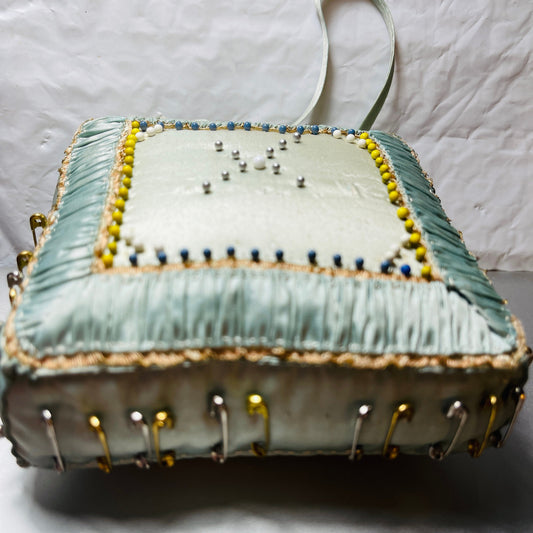 Pretty Straight Pin/Safety Pin Cushion, Vintage Sewing Notion