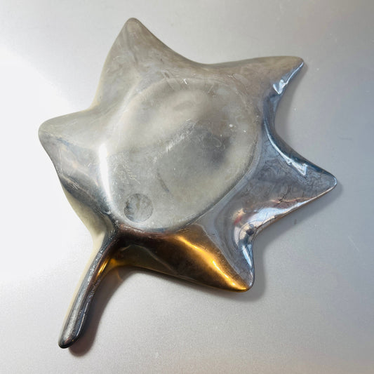 Hoselton, Maple Leaf Trinket Dish, 527 Cast Aluminum