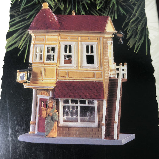 Hallmark, Nostalgic House #11, Neighborhood Drugstore, Dated 1994, Keepsake Ornament, QX5286*