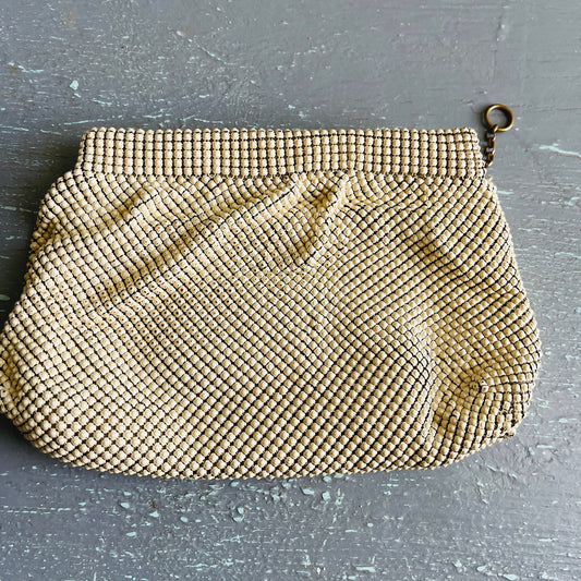 Whiting & Davis, beautiful, vintage, off-white mesh, 6.5 by 4.75 inch, clutch style, collectible purse*